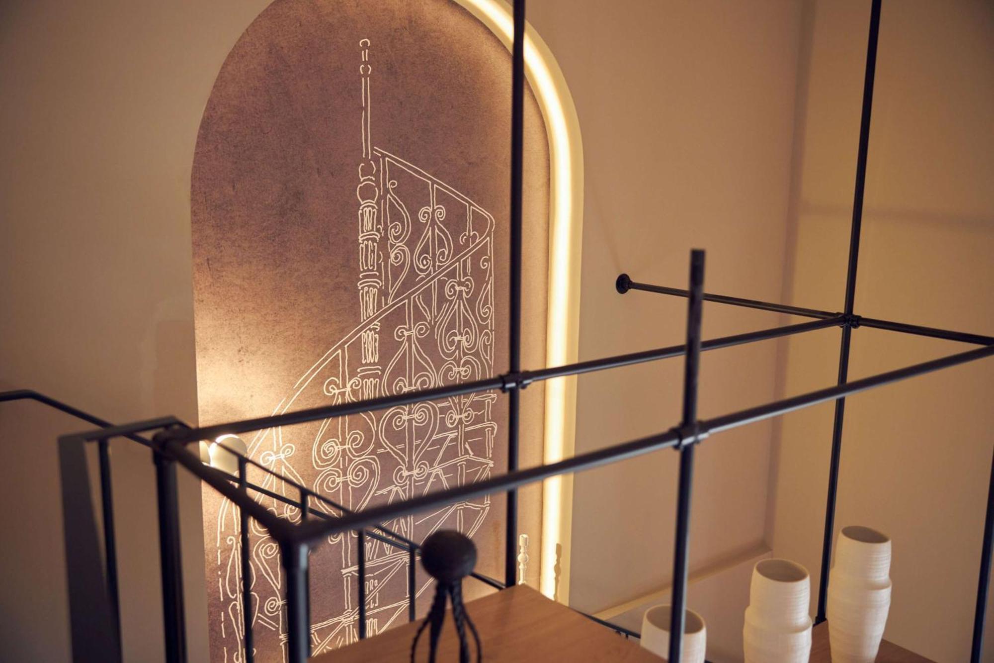 Wasserturm Hotel Cologne, Curio Collection By Hilton Bagian luar foto